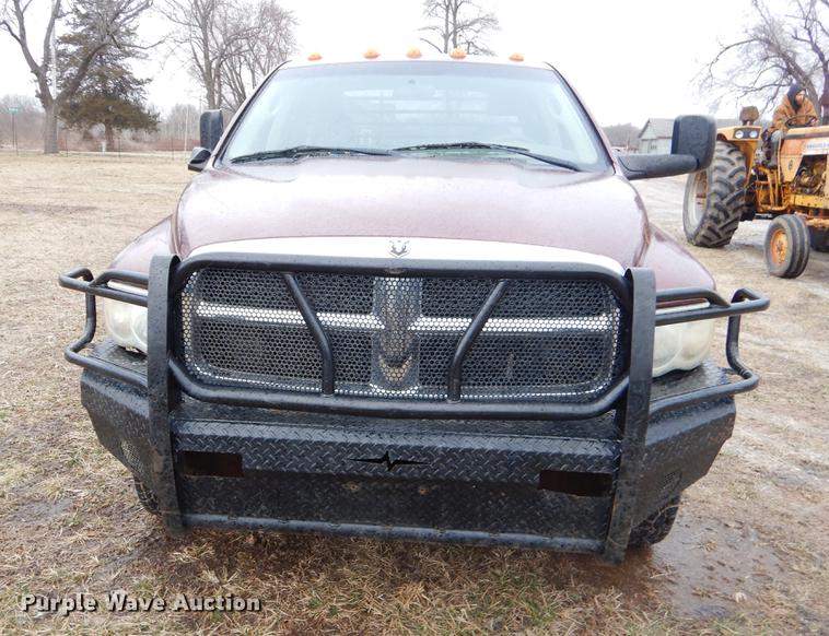 2003 Dodge Ram 3500 Quad Cab bale bed pickup truck in Cherryvale, KS