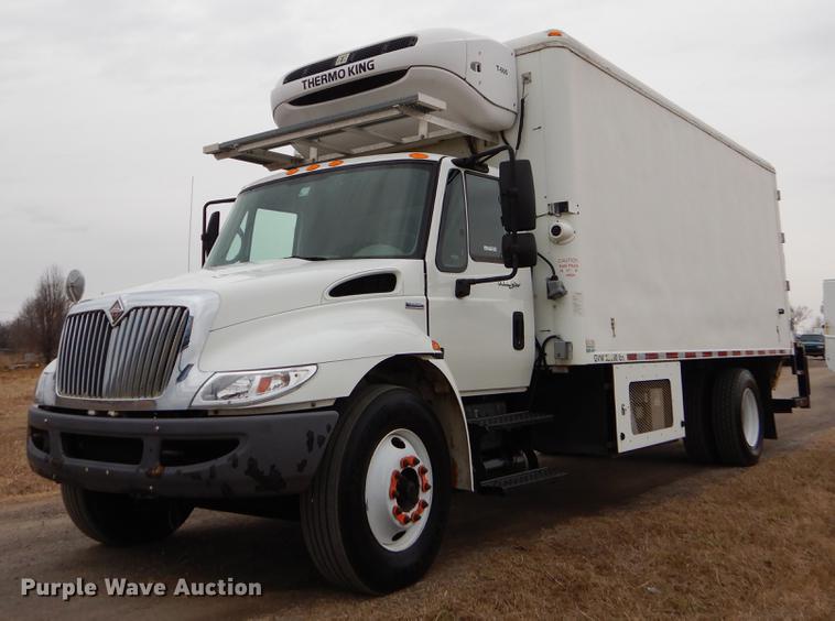 image for item FQ9628 2008 International 4300 refrigerated truck