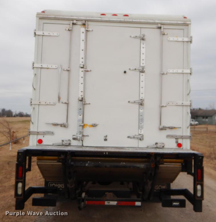 image for item FQ9628 2008 International 4300 refrigerated truck