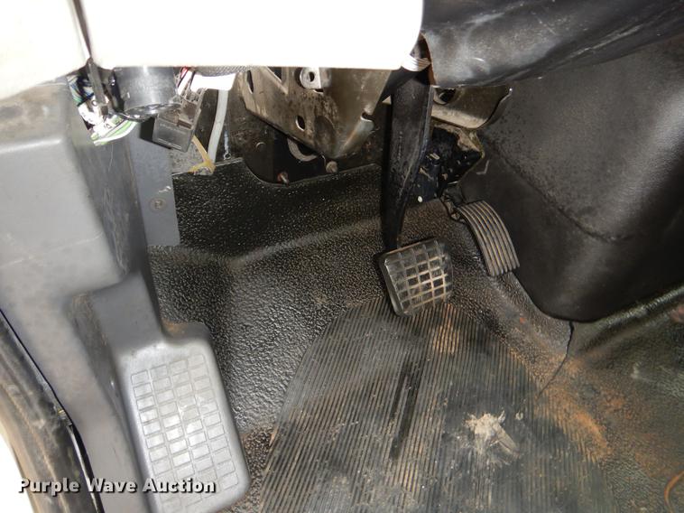 image for item FQ9628 2008 International 4300 refrigerated truck