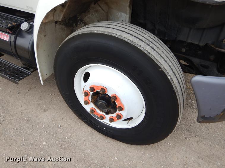 image for item FQ9628 2008 International 4300 refrigerated truck