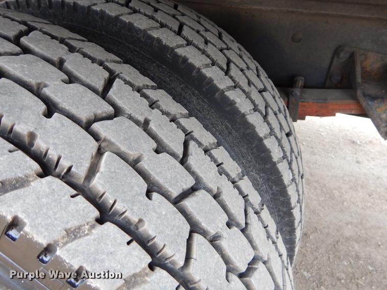 image for item FQ9628 2008 International 4300 refrigerated truck