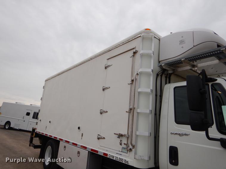 image for item FQ9628 2008 International 4300 refrigerated truck