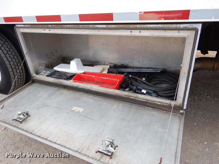 image for item FQ9628 2008 International 4300 refrigerated truck