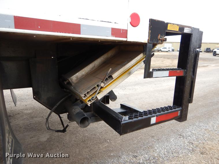 image for item FQ9628 2008 International 4300 refrigerated truck