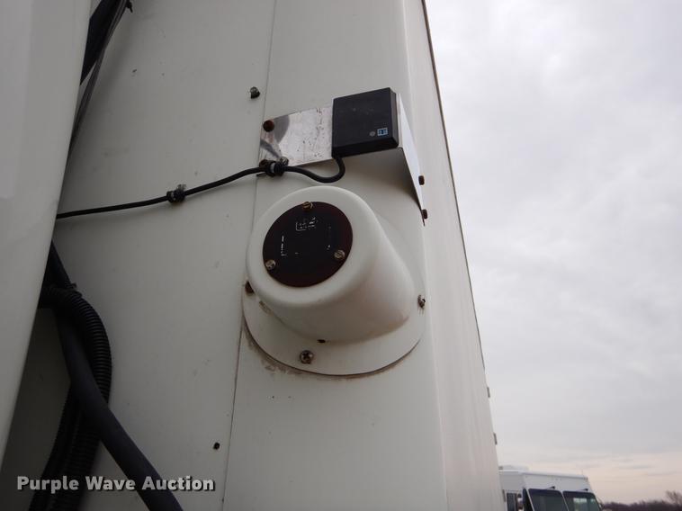 image for item FQ9628 2008 International 4300 refrigerated truck