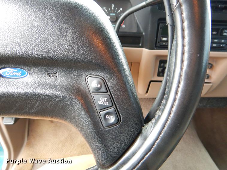 image for item FQ9629 1993 Ford Ranger STX SuperCab pickup truck