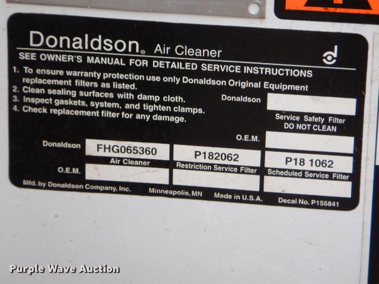 image for item FQ9640 2003 GMC C5500 service truck with crane