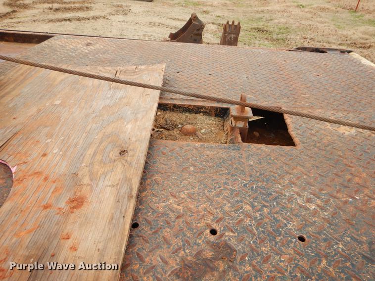 image for item FQ9650 1997 Ford F350 XL flatbed pickup truck