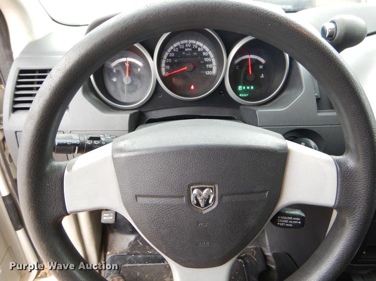 image for item FQ9651 2010 Dodge Grand Caravan van