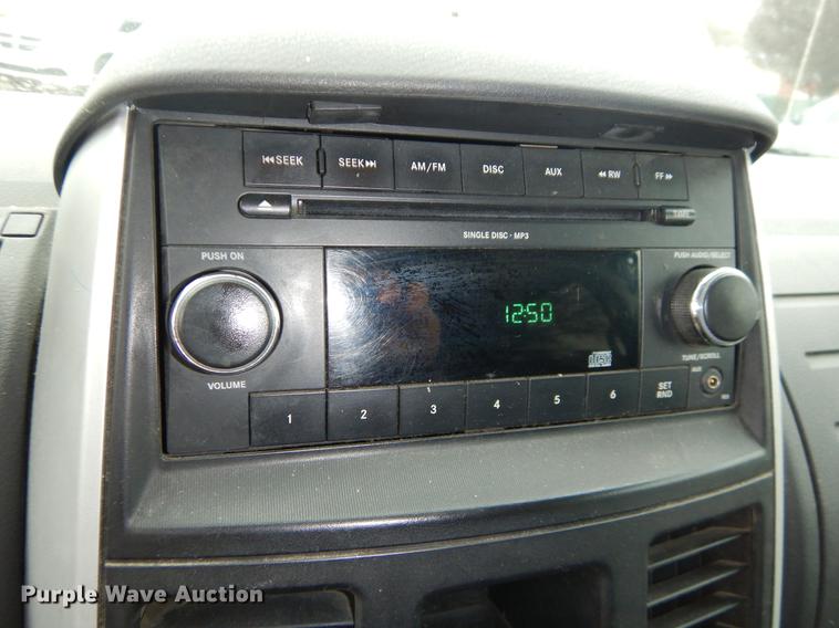 image for item FQ9651 2010 Dodge Grand Caravan van