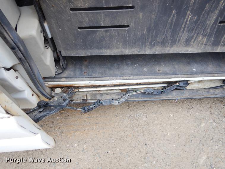 image for item FQ9651 2010 Dodge Grand Caravan van