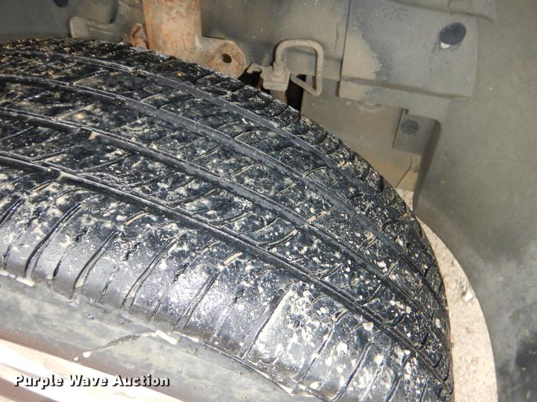 image for item FQ9651 2010 Dodge Grand Caravan van