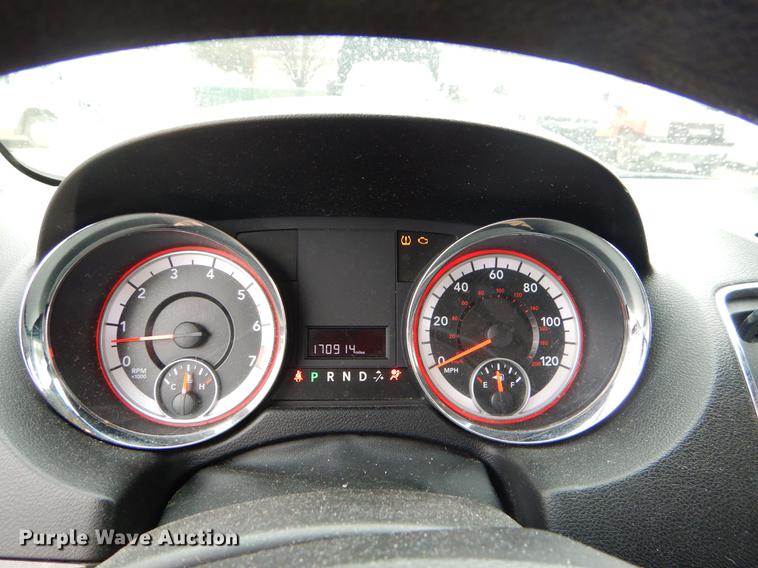 image for item FQ9652 2011 Dodge Grand Caravan van