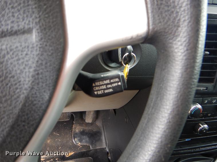 image for item FQ9653 2010 Dodge Grand Caravan van