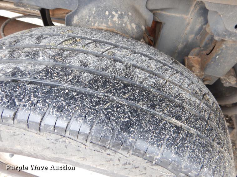 image for item FQ9653 2010 Dodge Grand Caravan van