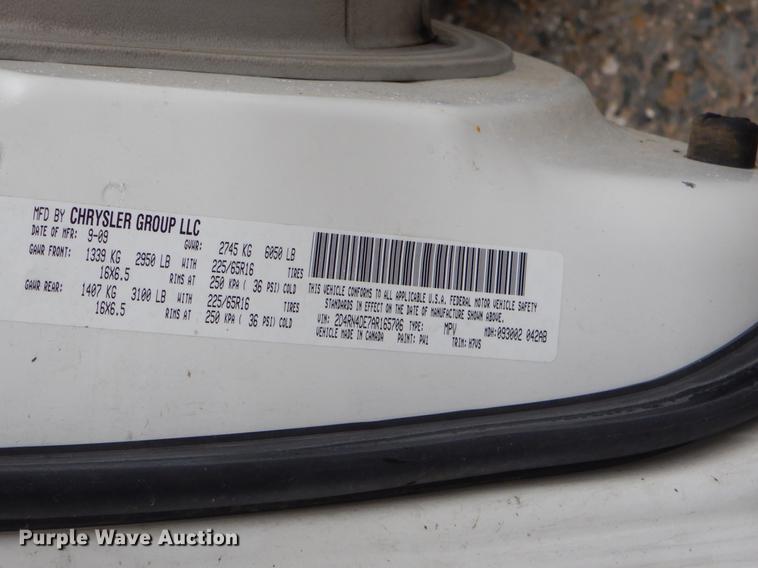 image for item FQ9653 2010 Dodge Grand Caravan van