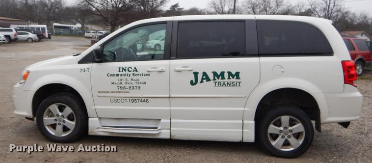 image for item FQ9654 2013 Dodge Grand Caravan van