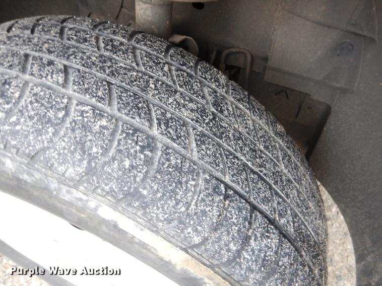 image for item FQ9654 2013 Dodge Grand Caravan van