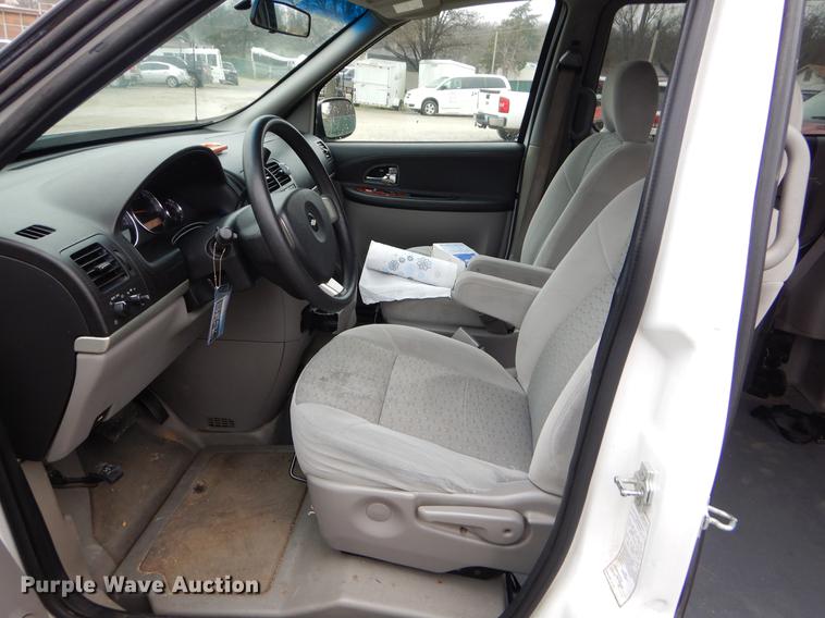 image for item FQ9655 2008 Chevrolet Uplander van