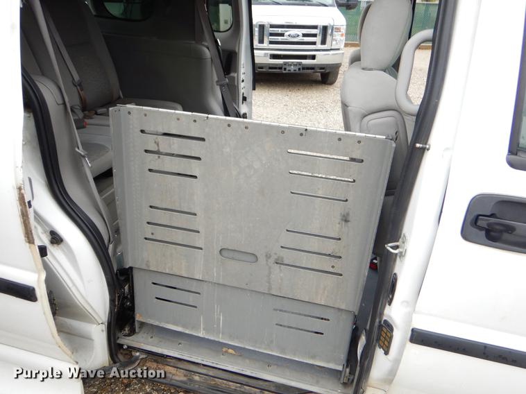 image for item FQ9655 2008 Chevrolet Uplander van