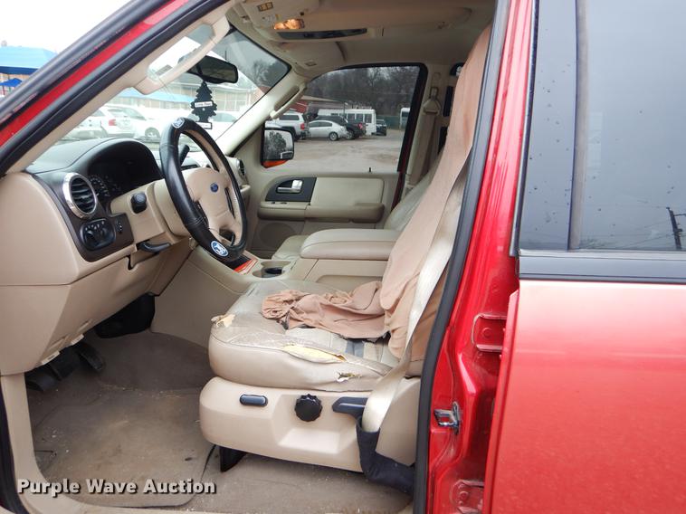 image for item FQ9656 2003 Ford Expedition SUV