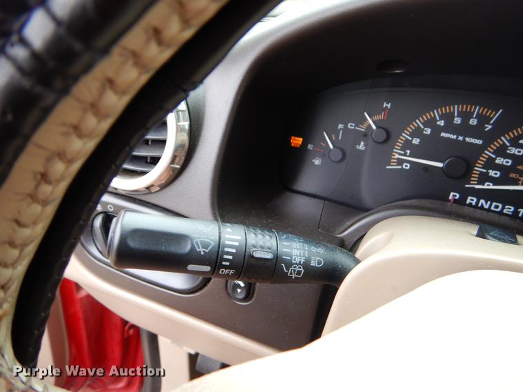 image for item FQ9656 2003 Ford Expedition SUV