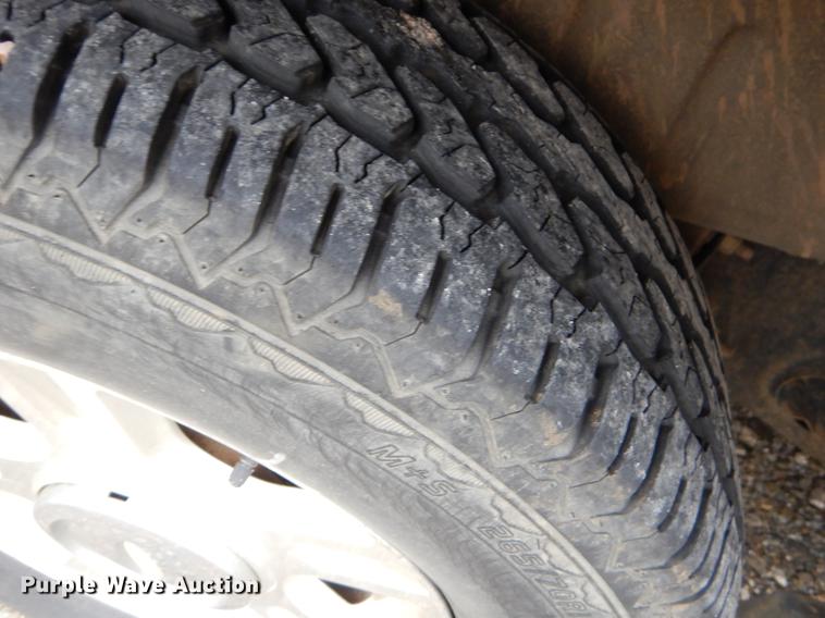 image for item FQ9656 2003 Ford Expedition SUV