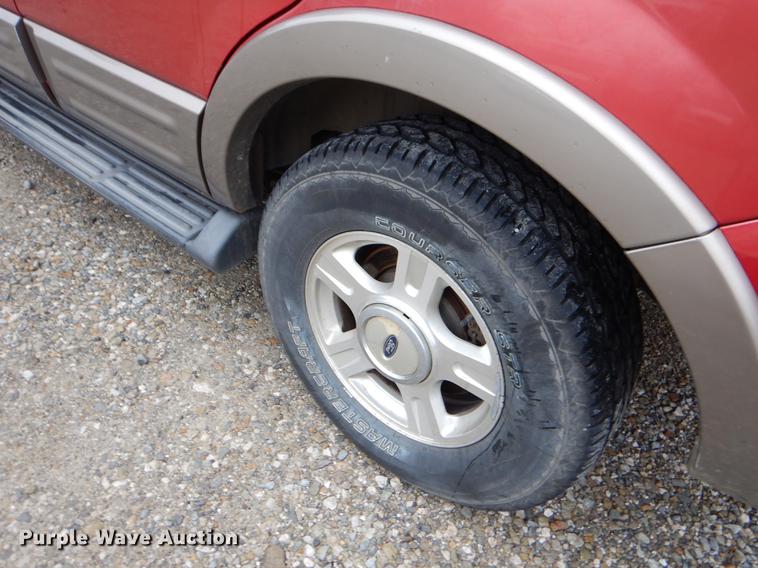 image for item FQ9656 2003 Ford Expedition SUV