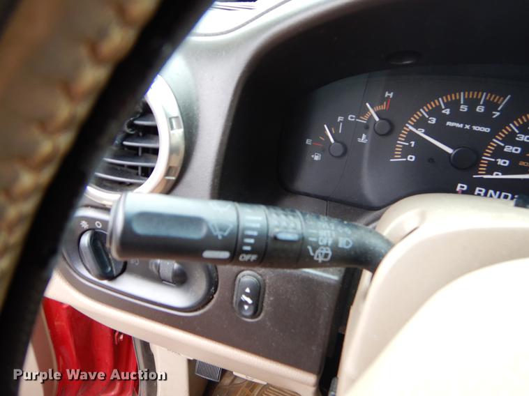 image for item FQ9657 2003 Ford Expedition SUV