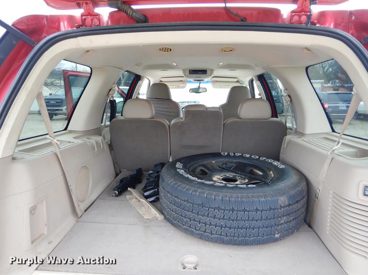 image for item FQ9657 2003 Ford Expedition SUV
