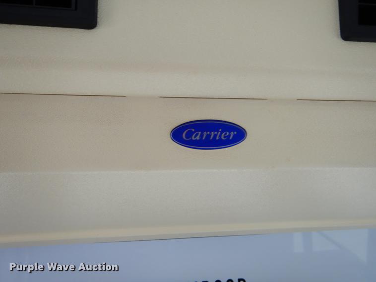 image for item FQ9658 2005 Ford E450 shuttle bus