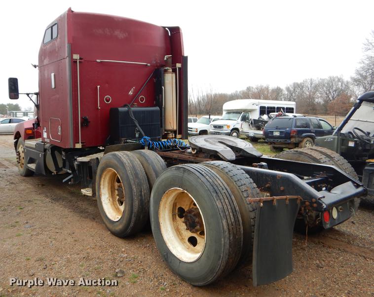 image for item FQ9660 1997 Kenworth semi truck