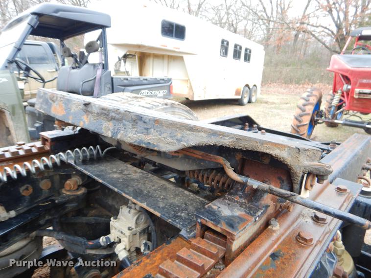 image for item FQ9660 1997 Kenworth semi truck