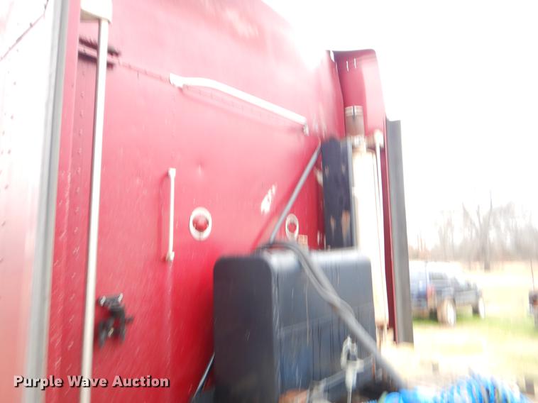 image for item FQ9660 1997 Kenworth semi truck