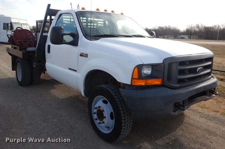 image for item FQ9671 2000 Ford F450 Super Duty XL flatbed truck