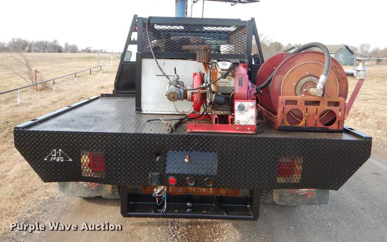 image for item FQ9671 2000 Ford F450 Super Duty XL flatbed truck