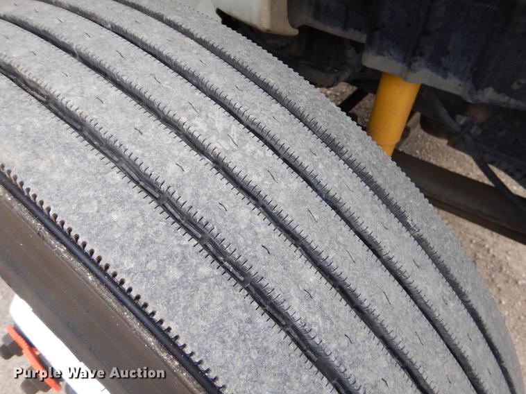 image for item FQ9672 2009 International DuraStar 4300 refrigerated box truck