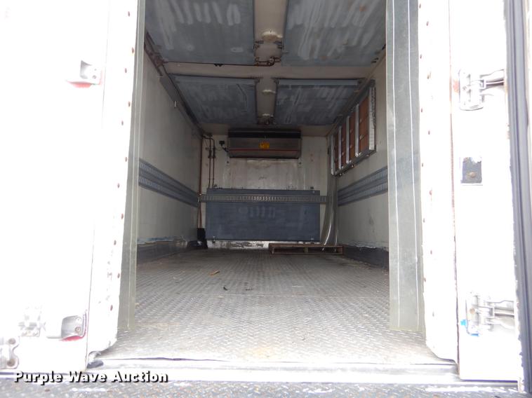 image for item FQ9672 2009 International DuraStar 4300 refrigerated box truck