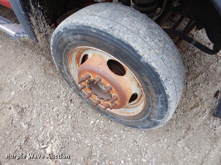 image for item FQ9707 2011 Ford F450 Super Duty Crew Cab flatbed truck with crane