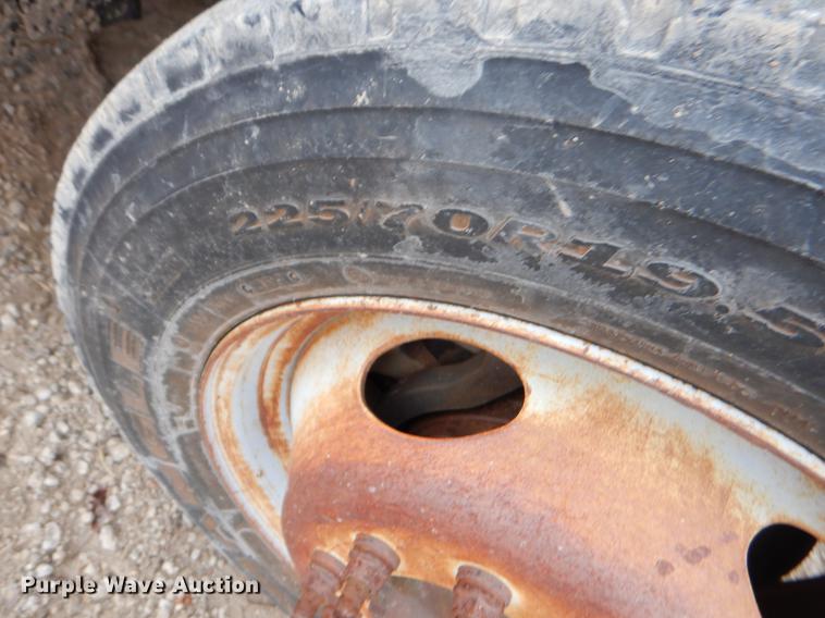 image for item FQ9707 2011 Ford F450 Super Duty Crew Cab flatbed truck with crane