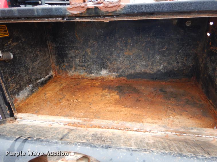 image for item FQ9707 2011 Ford F450 Super Duty Crew Cab flatbed truck with crane