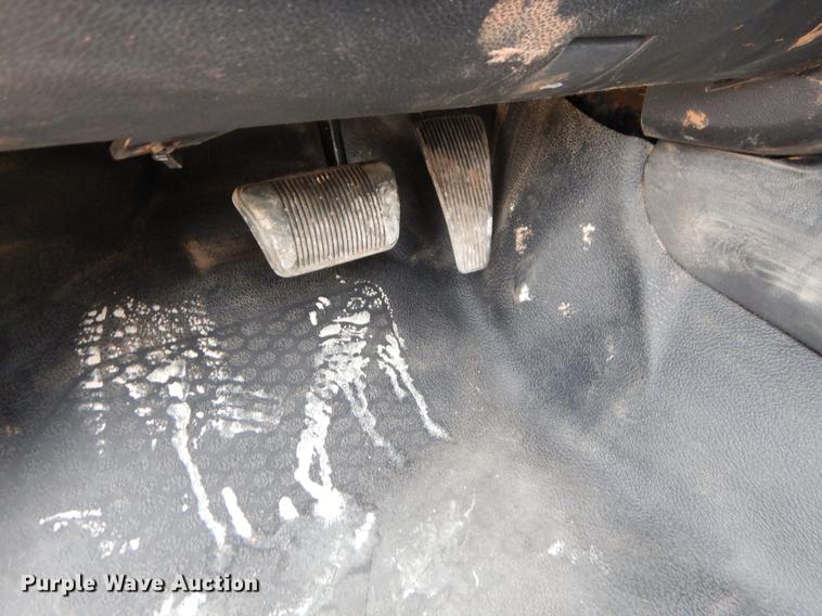 image for item FQ9708 2014 Dodge Ram 5500 Crew Cab flatbed truck