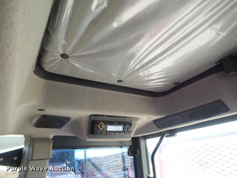 image for item FS9502 2010 Case IH Farmall 95U tractor