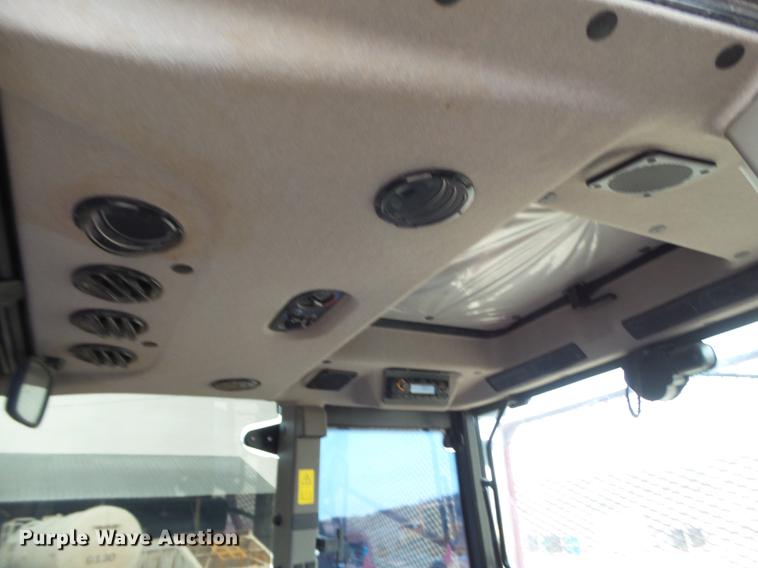 image for item FS9502 2010 Case IH Farmall 95U tractor