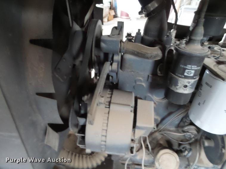 image for item FS9503 Lincoln SA-200-F-163 welder