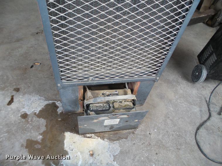 image for item FS9503 Lincoln SA-200-F-163 welder