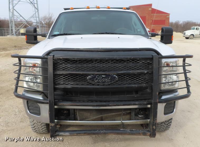 image for item L1491 2012 Ford F350 Super Duty XL SuperCab flatbed pickup truck