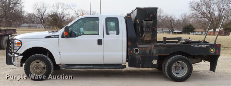 image for item L1491 2012 Ford F350 Super Duty XL SuperCab flatbed pickup truck
