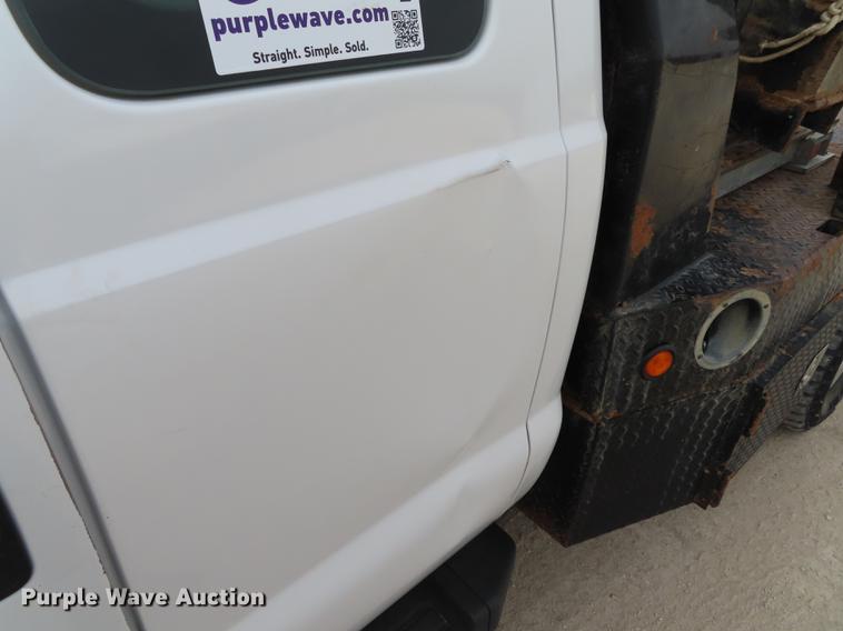 image for item L1491 2012 Ford F350 Super Duty XL SuperCab flatbed pickup truck